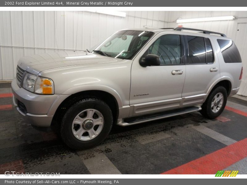 Mineral Grey Metallic / Midnight Grey 2002 Ford Explorer Limited 4x4