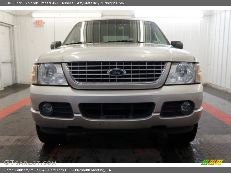 Mineral Grey Metallic / Midnight Grey 2002 Ford Explorer Limited 4x4