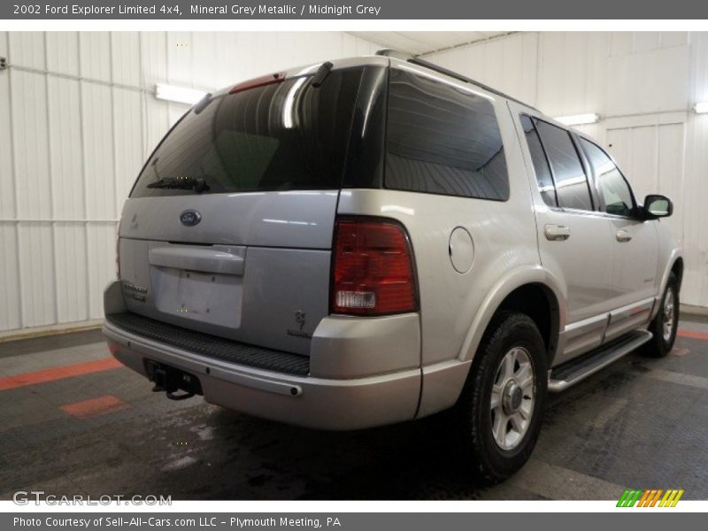 Mineral Grey Metallic / Midnight Grey 2002 Ford Explorer Limited 4x4