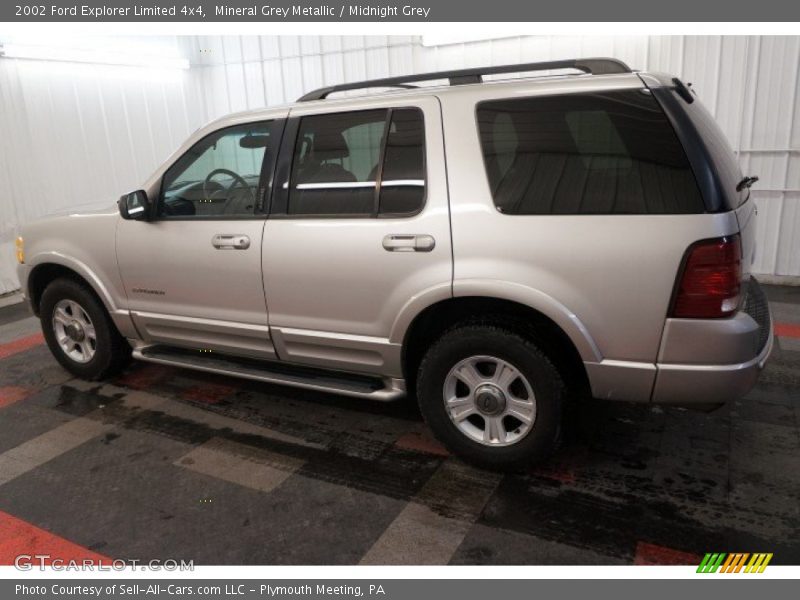 Mineral Grey Metallic / Midnight Grey 2002 Ford Explorer Limited 4x4