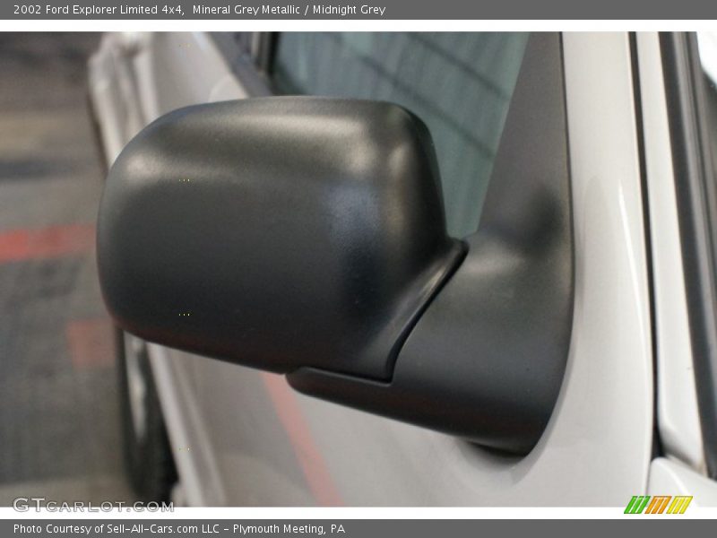 Mineral Grey Metallic / Midnight Grey 2002 Ford Explorer Limited 4x4
