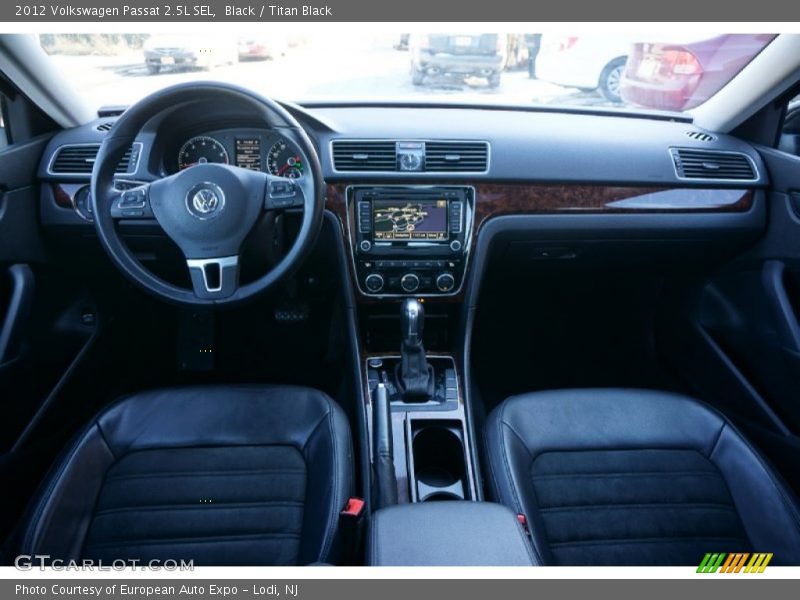 Black / Titan Black 2012 Volkswagen Passat 2.5L SEL