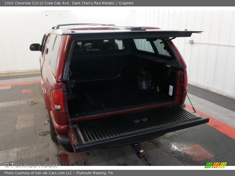 Dark Cherry Red Metallic / Graphite 2003 Chevrolet S10 LS Crew Cab 4x4