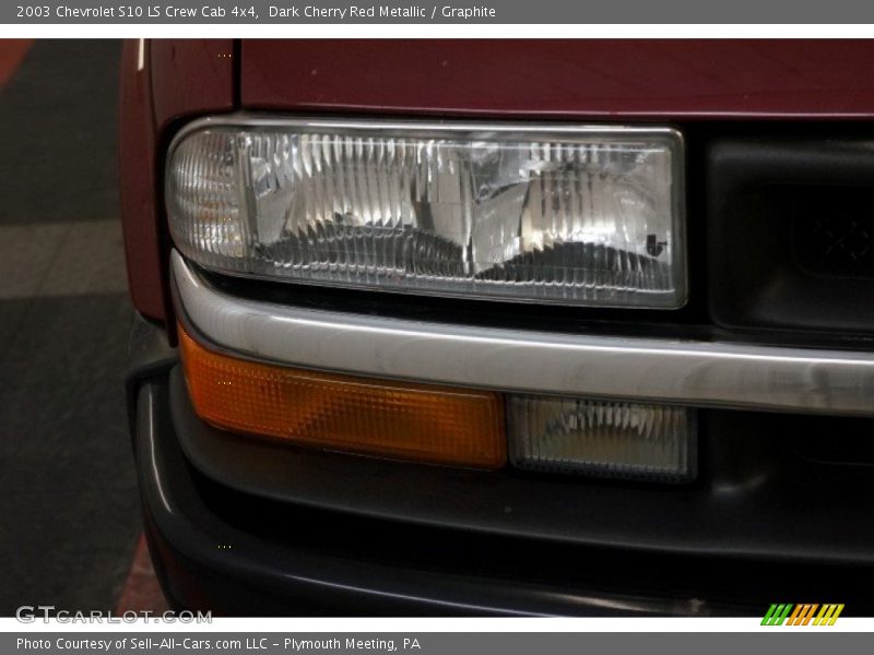 Dark Cherry Red Metallic / Graphite 2003 Chevrolet S10 LS Crew Cab 4x4