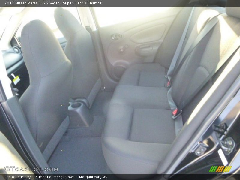Super Black / Charcoal 2015 Nissan Versa 1.6 S Sedan