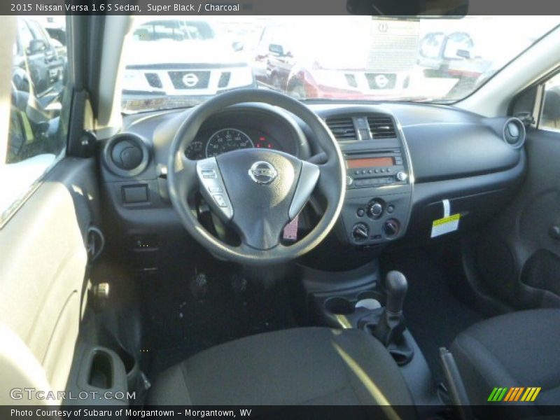 Super Black / Charcoal 2015 Nissan Versa 1.6 S Sedan