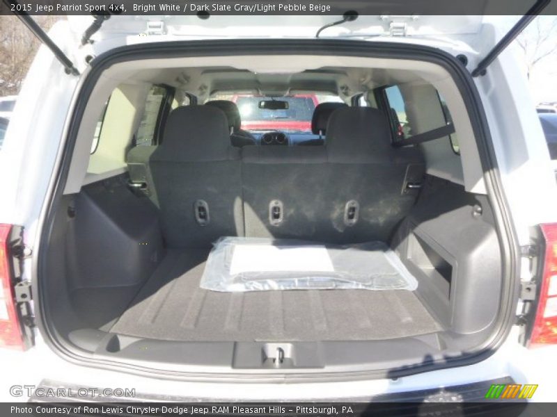 Bright White / Dark Slate Gray/Light Pebble Beige 2015 Jeep Patriot Sport 4x4