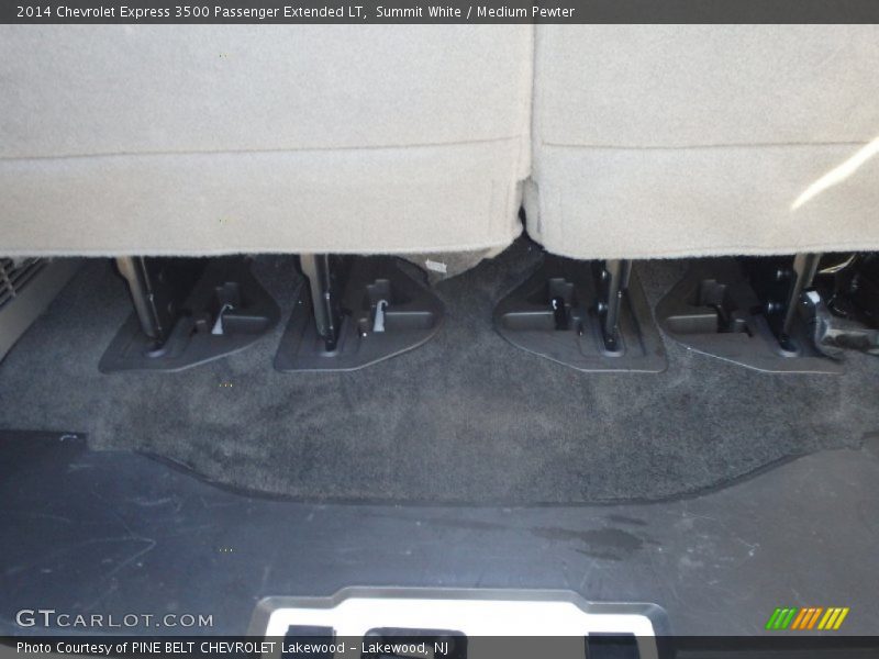 Summit White / Medium Pewter 2014 Chevrolet Express 3500 Passenger Extended LT