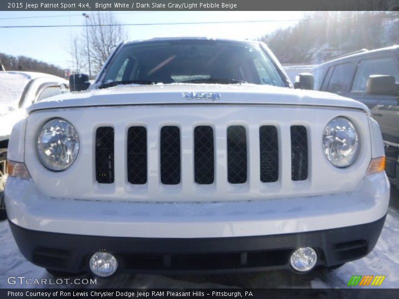 Bright White / Dark Slate Gray/Light Pebble Beige 2015 Jeep Patriot Sport 4x4