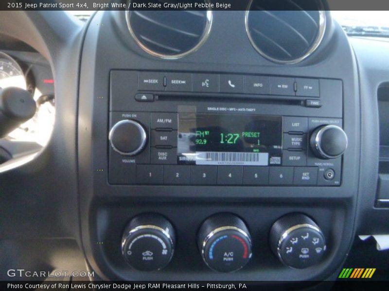 Bright White / Dark Slate Gray/Light Pebble Beige 2015 Jeep Patriot Sport 4x4
