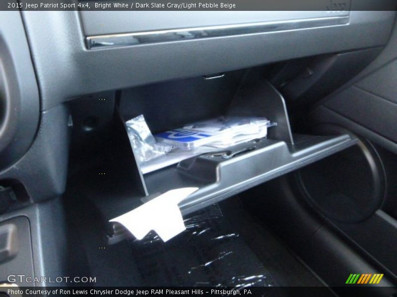 Bright White / Dark Slate Gray/Light Pebble Beige 2015 Jeep Patriot Sport 4x4