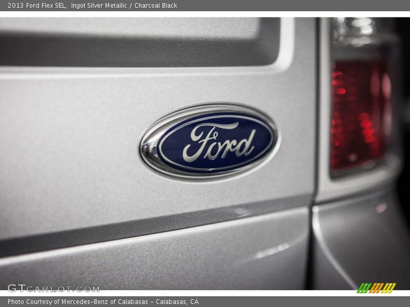 Ingot Silver Metallic / Charcoal Black 2013 Ford Flex SEL