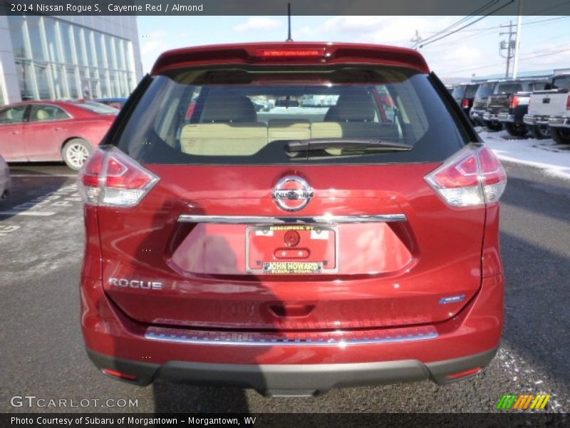 Cayenne Red / Almond 2014 Nissan Rogue S