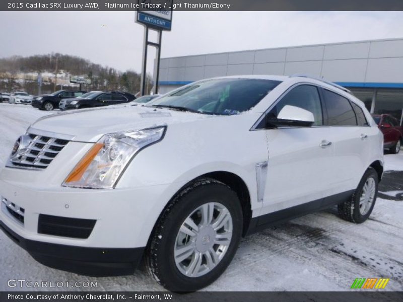 Platinum Ice Tricoat / Light Titanium/Ebony 2015 Cadillac SRX Luxury AWD