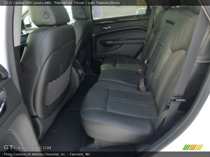 Platinum Ice Tricoat / Light Titanium/Ebony 2015 Cadillac SRX Luxury AWD