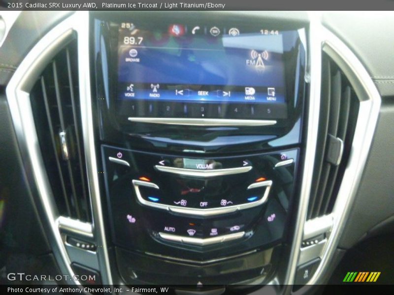 Platinum Ice Tricoat / Light Titanium/Ebony 2015 Cadillac SRX Luxury AWD