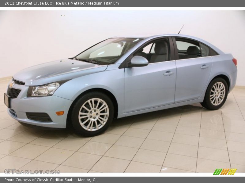 Front 3/4 View of 2011 Cruze ECO