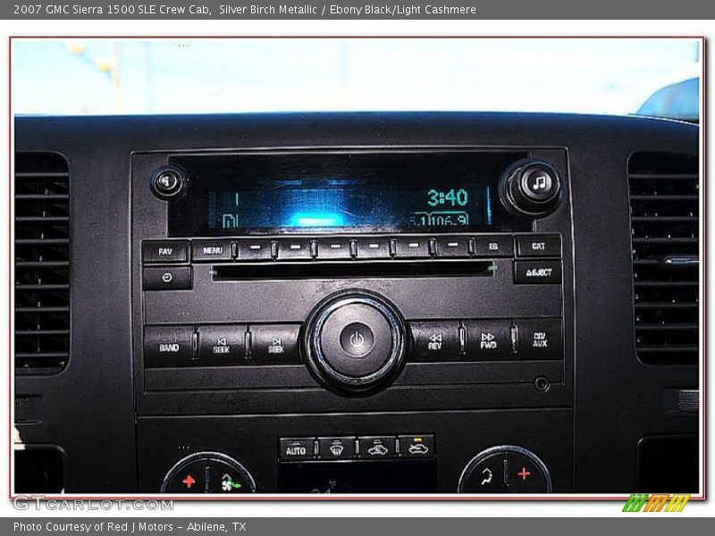 Silver Birch Metallic / Ebony Black/Light Cashmere 2007 GMC Sierra 1500 SLE Crew Cab