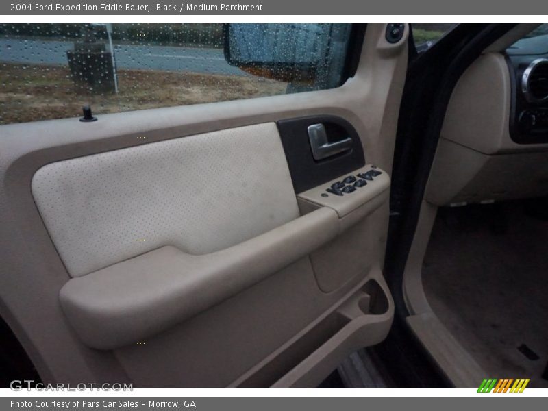 Black / Medium Parchment 2004 Ford Expedition Eddie Bauer