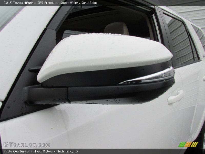 Super White / Sand Beige 2015 Toyota 4Runner SR5 Premium