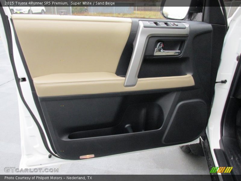 Super White / Sand Beige 2015 Toyota 4Runner SR5 Premium