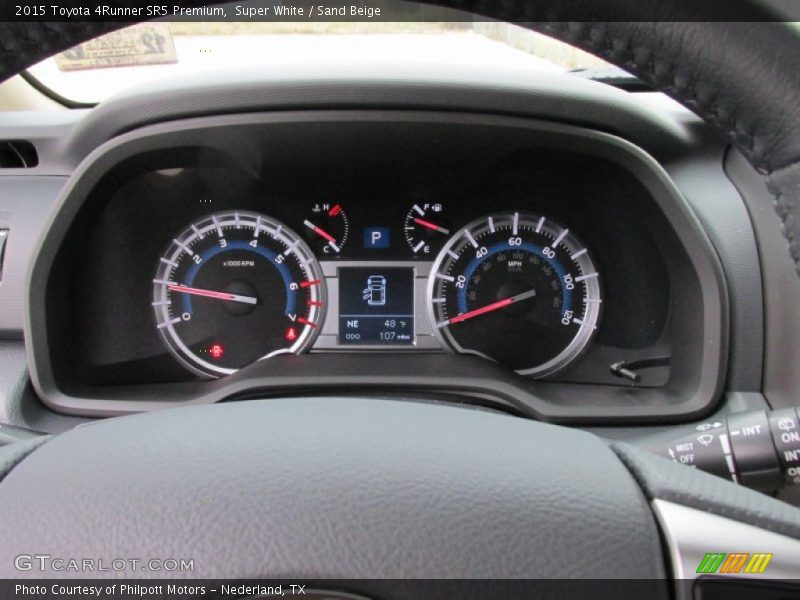 Super White / Sand Beige 2015 Toyota 4Runner SR5 Premium