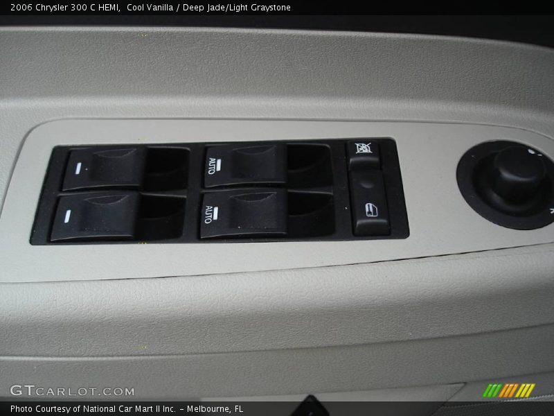 Cool Vanilla / Deep Jade/Light Graystone 2006 Chrysler 300 C HEMI