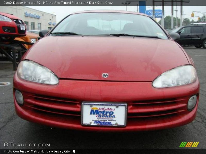 Inferno Red Tinted Pearlcoat / Dark Slate Gray 2002 Dodge Intrepid ES