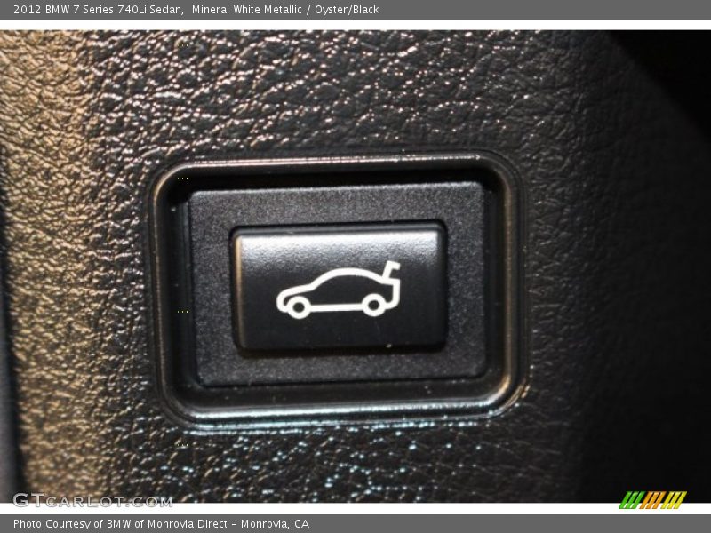 Mineral White Metallic / Oyster/Black 2012 BMW 7 Series 740Li Sedan