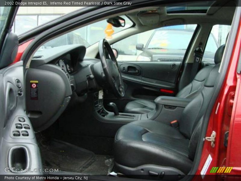 Inferno Red Tinted Pearlcoat / Dark Slate Gray 2002 Dodge Intrepid ES