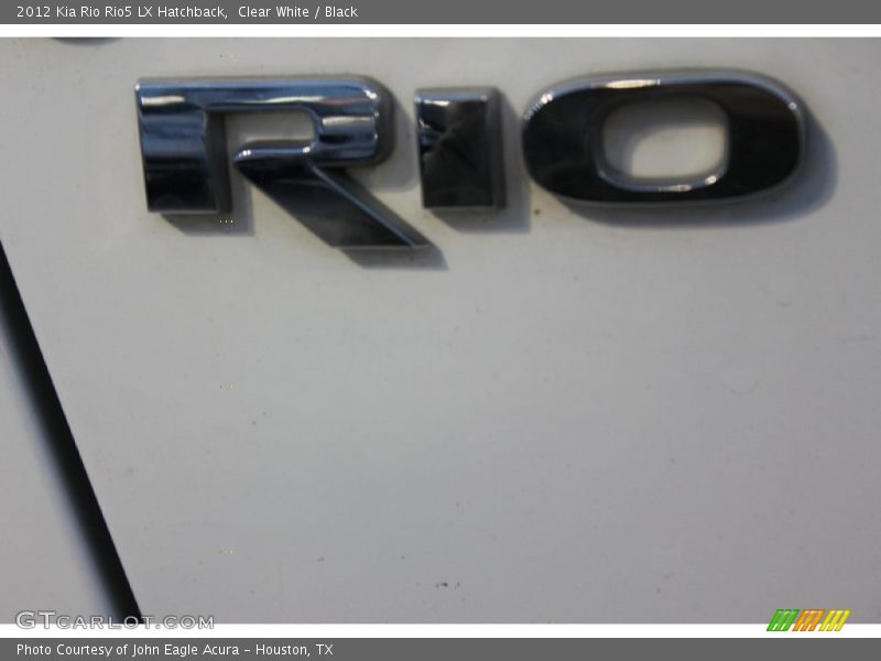 Clear White / Black 2012 Kia Rio Rio5 LX Hatchback