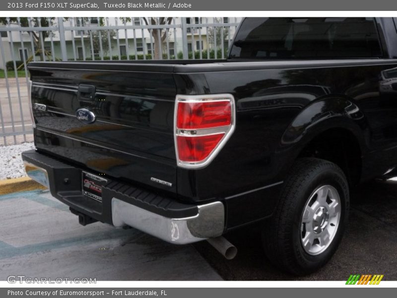 Tuxedo Black Metallic / Adobe 2013 Ford F150 XLT SuperCab