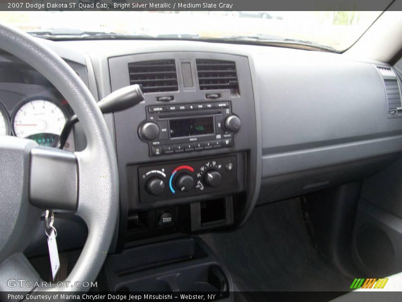 Bright Silver Metallic / Medium Slate Gray 2007 Dodge Dakota ST Quad Cab