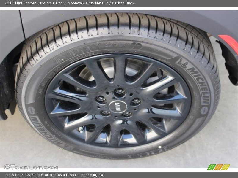 Moonwalk Gray Metallic / Carbon Black 2015 Mini Cooper Hardtop 4 Door
