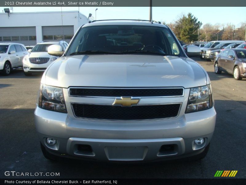 Silver Ice Metallic / Ebony 2013 Chevrolet Avalanche LS 4x4