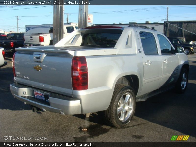 Silver Ice Metallic / Ebony 2013 Chevrolet Avalanche LS 4x4