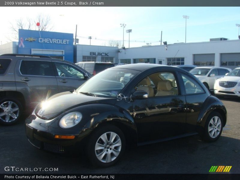 Black / Cream 2009 Volkswagen New Beetle 2.5 Coupe