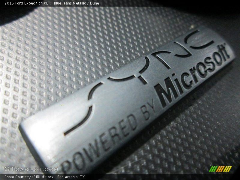 Blue Jeans Metallic / Dune 2015 Ford Expedition XLT