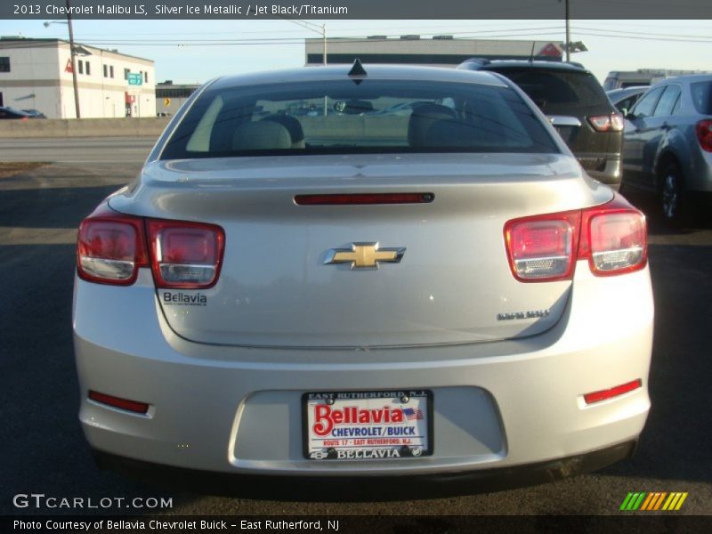 Silver Ice Metallic / Jet Black/Titanium 2013 Chevrolet Malibu LS