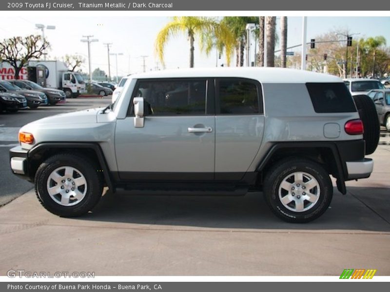  2009 FJ Cruiser  Titanium Metallic