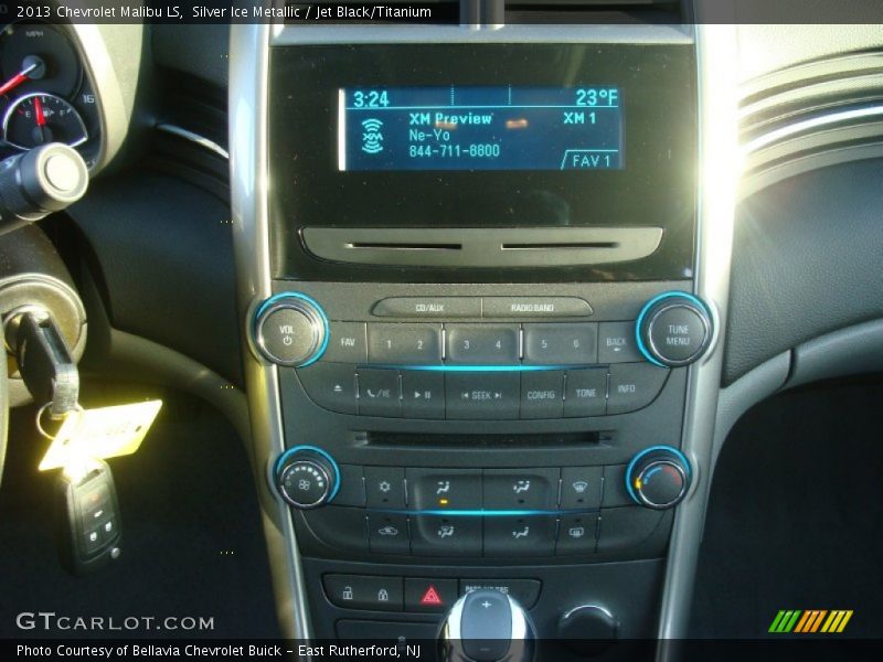 Silver Ice Metallic / Jet Black/Titanium 2013 Chevrolet Malibu LS