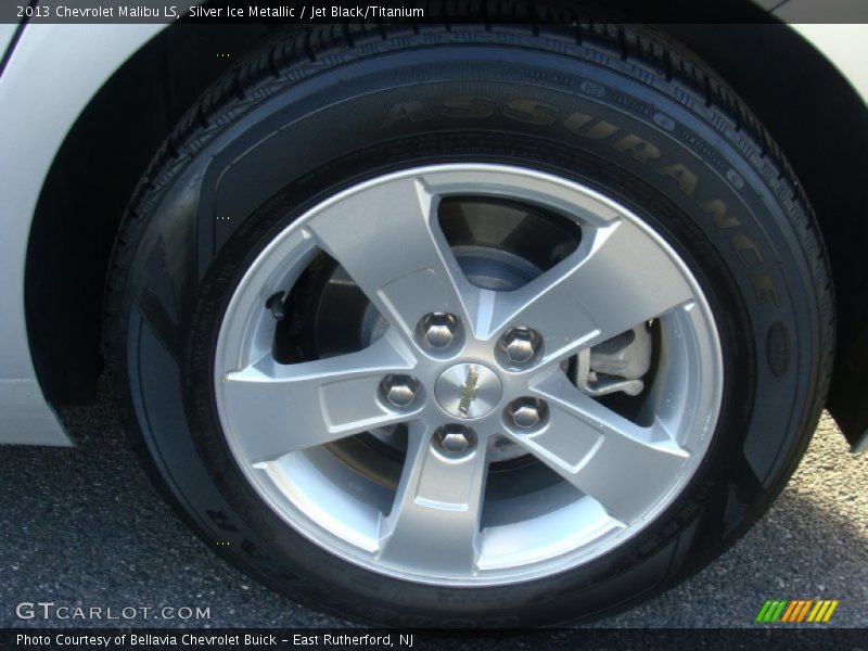 Silver Ice Metallic / Jet Black/Titanium 2013 Chevrolet Malibu LS