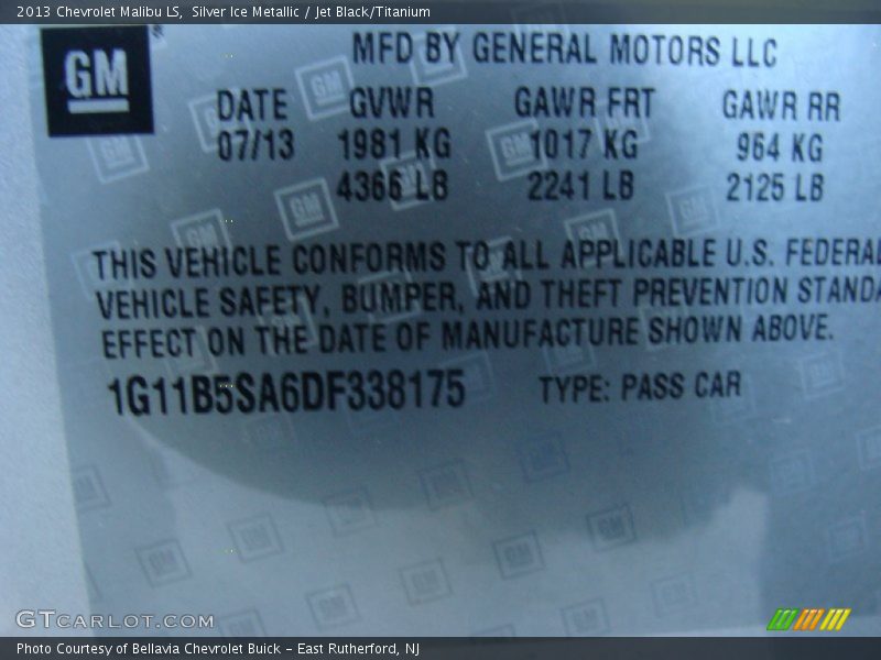 Silver Ice Metallic / Jet Black/Titanium 2013 Chevrolet Malibu LS
