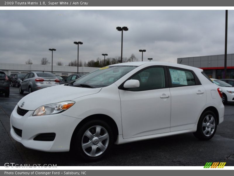 Super White / Ash Gray 2009 Toyota Matrix 1.8