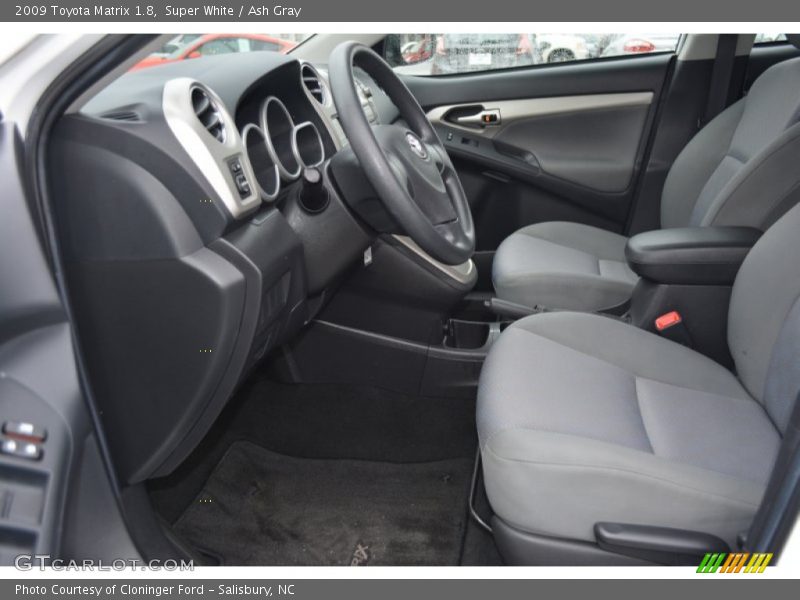 Super White / Ash Gray 2009 Toyota Matrix 1.8