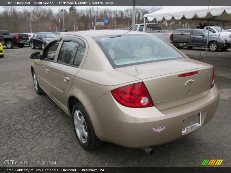 Sandstone Metallic / Neutral Beige 2005 Chevrolet Cobalt Sedan