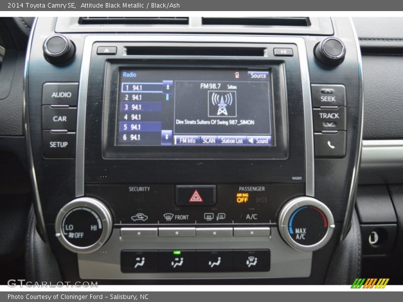 Attitude Black Metallic / Black/Ash 2014 Toyota Camry SE