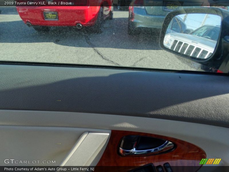 Black / Bisque 2009 Toyota Camry XLE