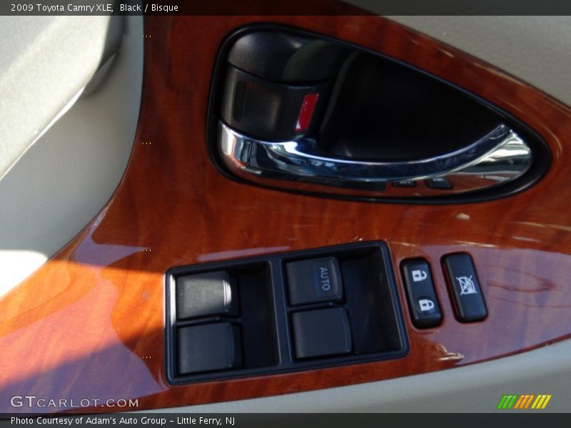 Black / Bisque 2009 Toyota Camry XLE