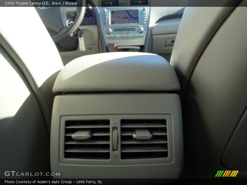 Black / Bisque 2009 Toyota Camry XLE